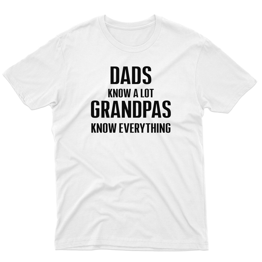 Dads know a lot Grandpas know everything Men's T-shirt | White